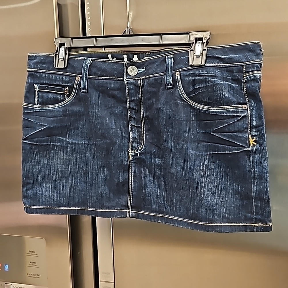 💕KITSON💕 Y2K Play Me Denim Mini Skirt ~ Dark Blue Wash 30